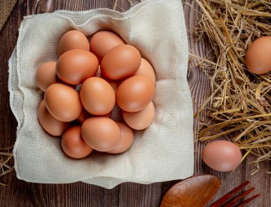 Grippe aviaire et hausse des prix : pourquoi les gens mangent de moins en moins d’œufs